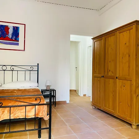 Casa Fermata Centro Apartment *