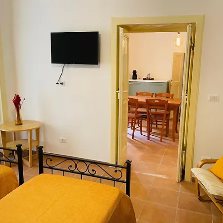 Casa Fermata Centro Apartment