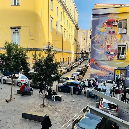 Apartment Casa Fermata Centro Naples